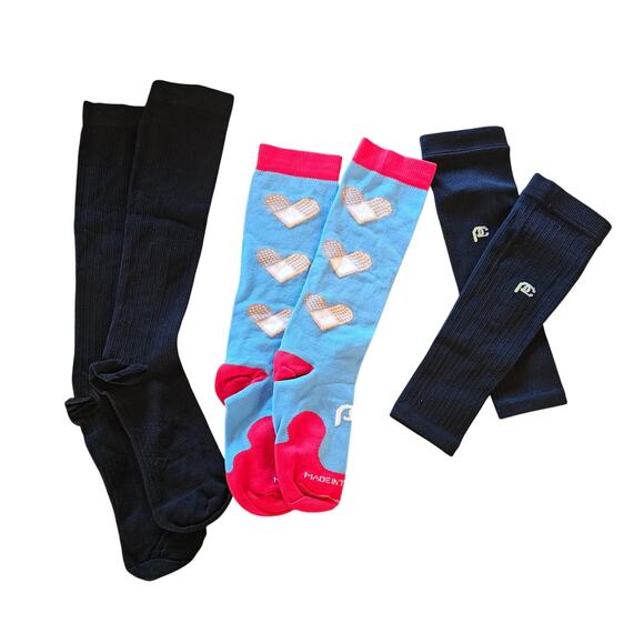 NWOT pro compression lot of 3 size S / M diabetic recovery 20-30mmhg sleeve sock - Picture 1 of 4